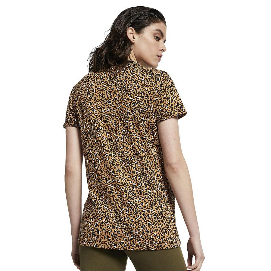  Nike Sportswear Animal Print Kadın Tişört