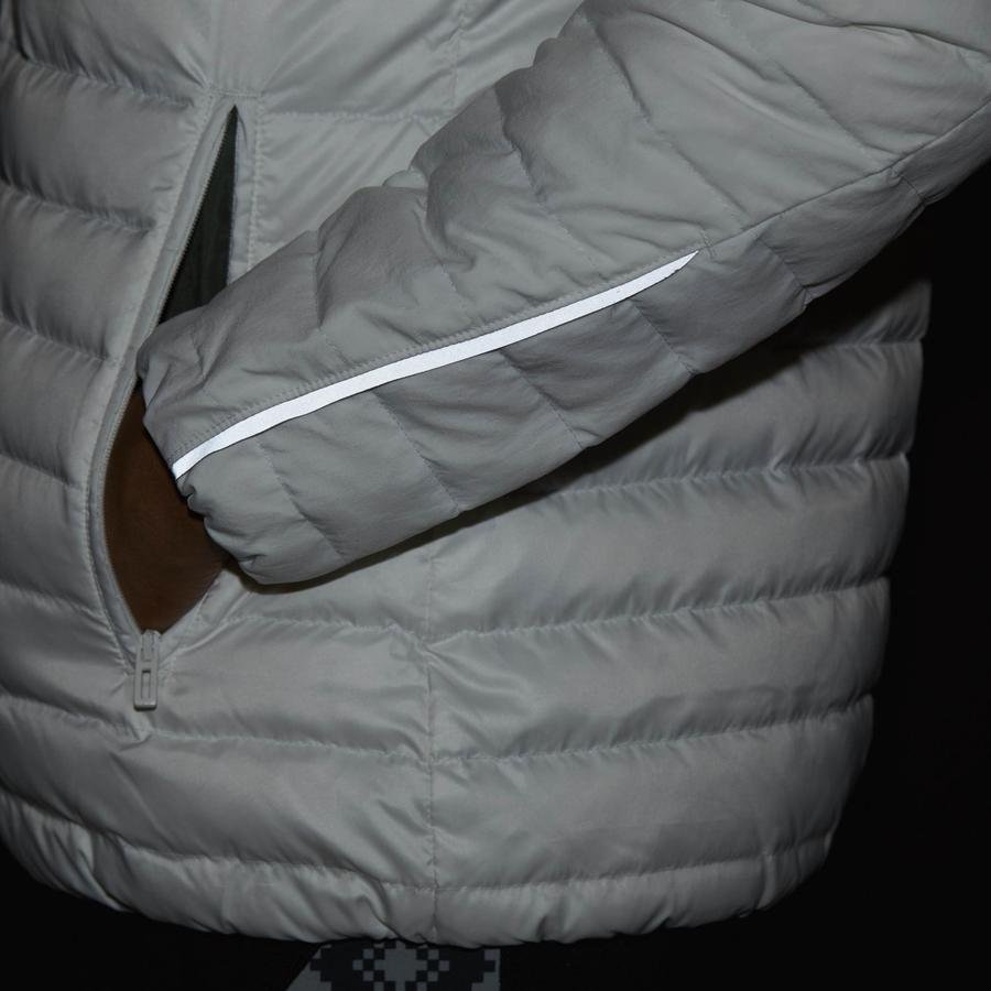  adidas Cozy Down Jacket Kapüşonlu Kadın Ceket