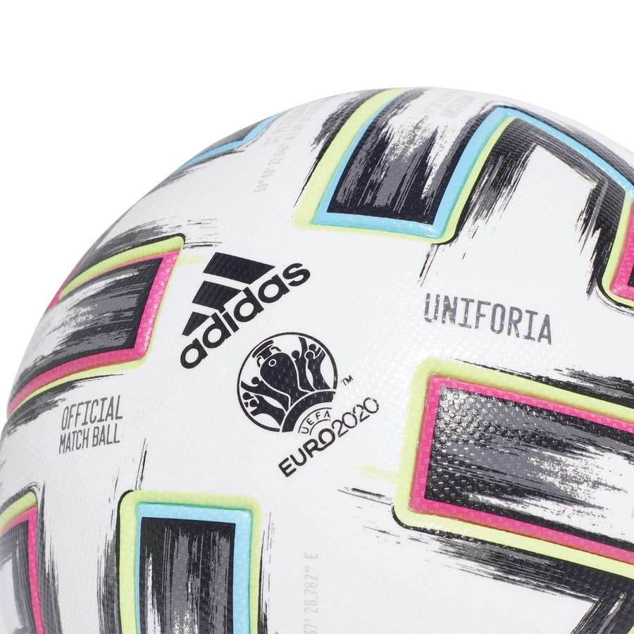  adidas Uniforia Pro Futbol Topu