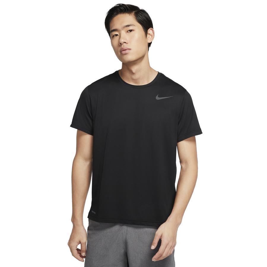  Nike Pro Short-Sleeve Top Erkek Tişört