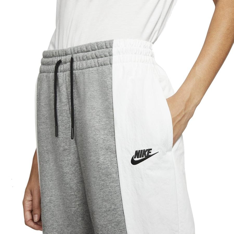  Nike Sportswear Icon Clash Trousers Kadın Eşofman Altı