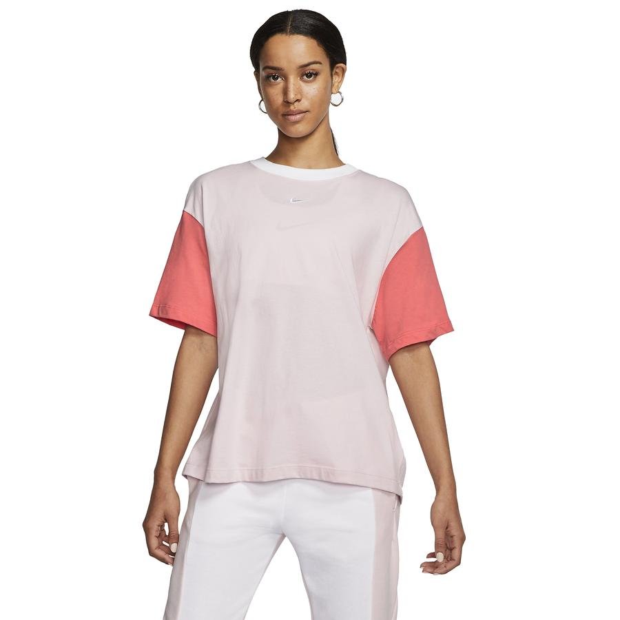  Nike Sportswear Essentials Short-Sleeve Top Kadın Tişört