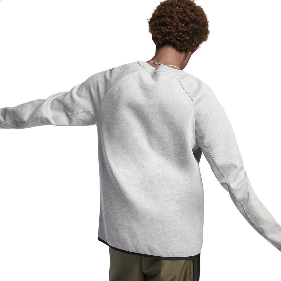  Nike Sportswear Tech Fleece Erkek Sweatshirt