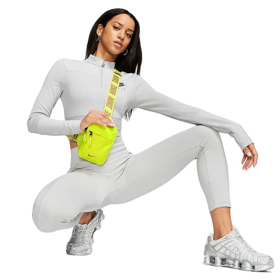  Nike Sportswear Essentials (Small-1 L) Unisex Bel Çantası