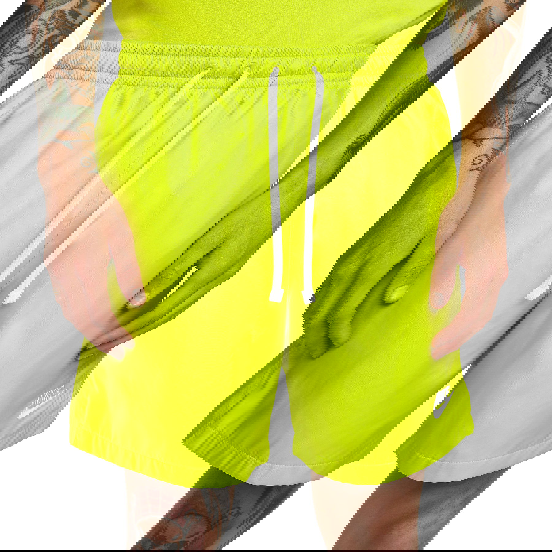  Nike Sportswear Woven Flow Mesh Lined Multidirectional Erkek Şort