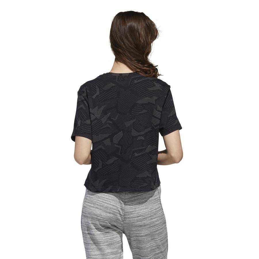 adidas Essentials Allover Print Kadın Tişört
