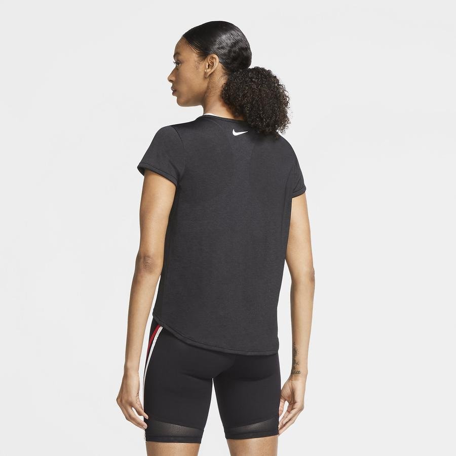  Nike Icon Clash Short Sleeve Running Top Kadın Tişört