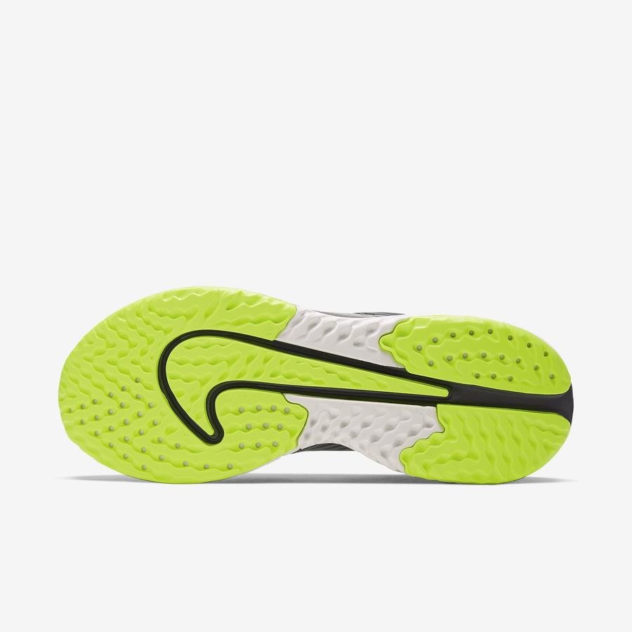  Nike Legend React 2 Shield Kadın Spor Ayakkabı