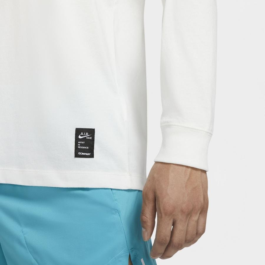  Nike Dri-Fit A.I.R. Long-Sleeve Erkek Tişört