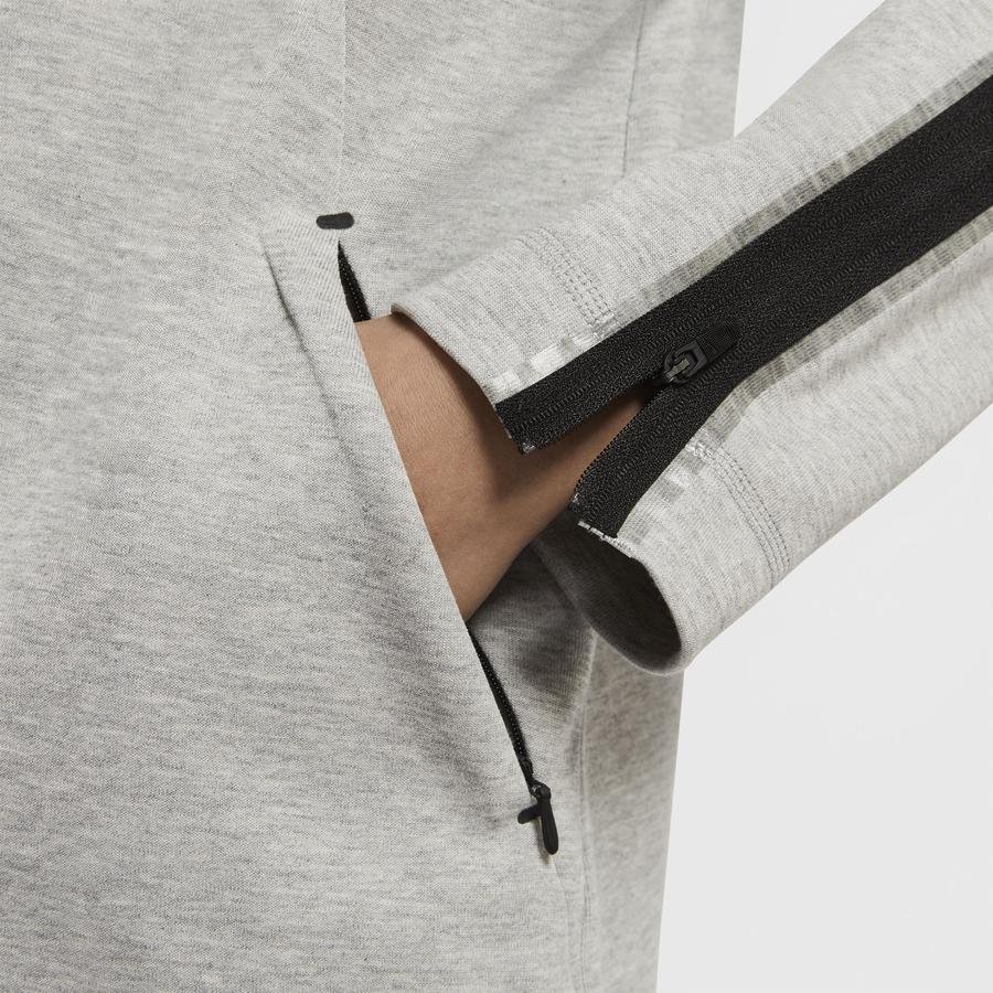 Nike Sportswear Tech Fleece Full-Zip Kadın Sweatshirt