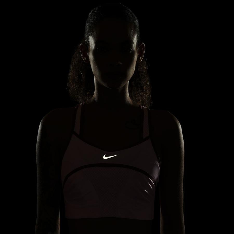  Nike Alpha UltraBreathe High-Support Sports Kadın Büstiyer