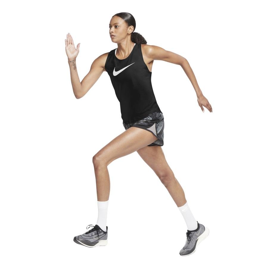  Nike Swoosh Running Kadın Atlet