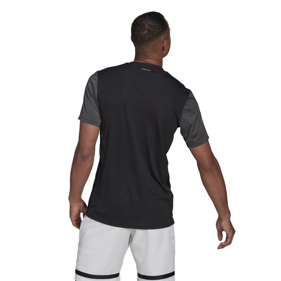  adidas Club Tennis Short-Sleeve Erkek Tişört