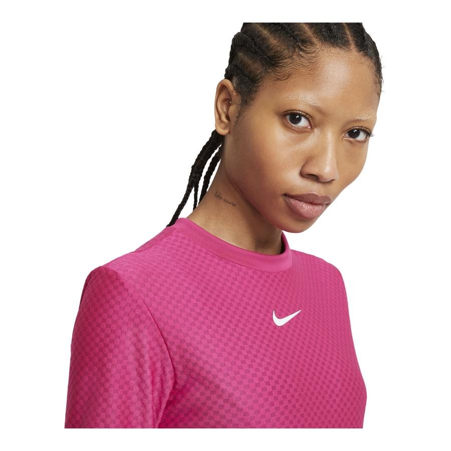  Nike Sportswear Icon Clash Top Kadın Tişört