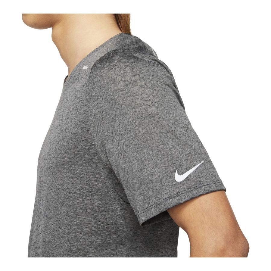  Nike Rise 365 Run Division Short-Sleeve Running Top Erkek Tişört