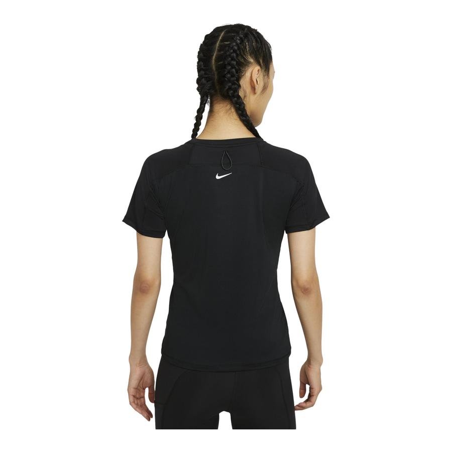  Nike Miler Run Division Short-Sleeve Running Top Kadın Tişört