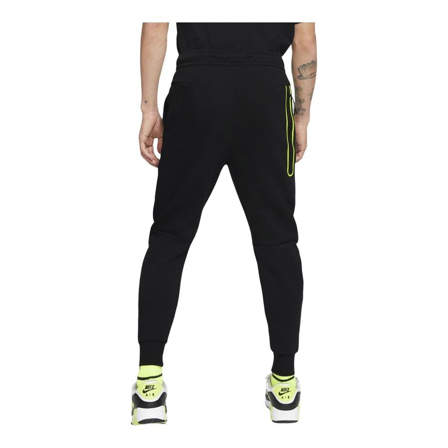  Nike Sportswear Tech Fleece Joggers Erkek Eşofman Altı