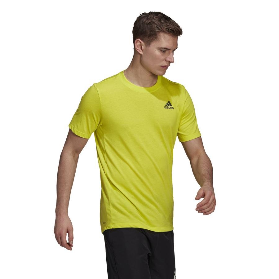  adidas AEROREADY Designed 2 Move Short-Sleeve Erkek Tişört