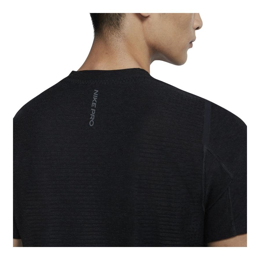  Nike Pro Short-Sleeve Erkek Tişört