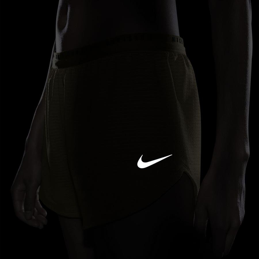  Nike Run Division Engineered Running Kadın Şort