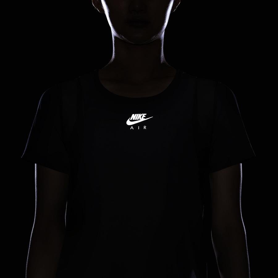  Nike Air Running Short-Sleeve Kadın Tişört