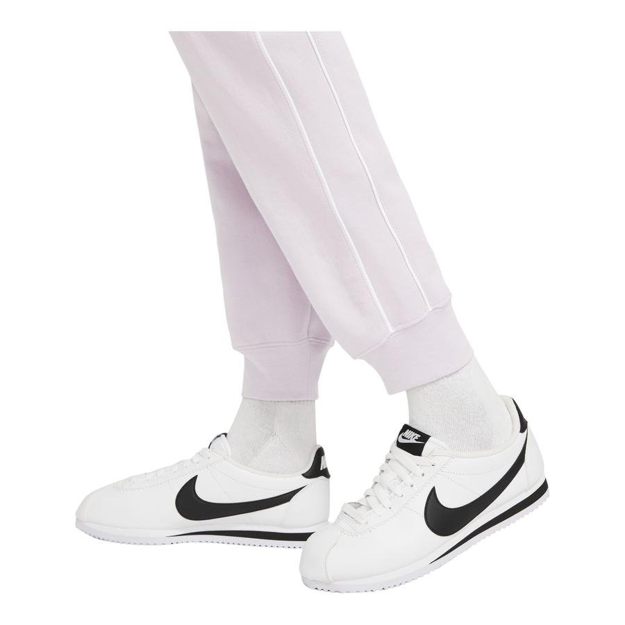  Nike Sportswear Millennium Essential Fleece Jogger Kadın Eşofman Altı