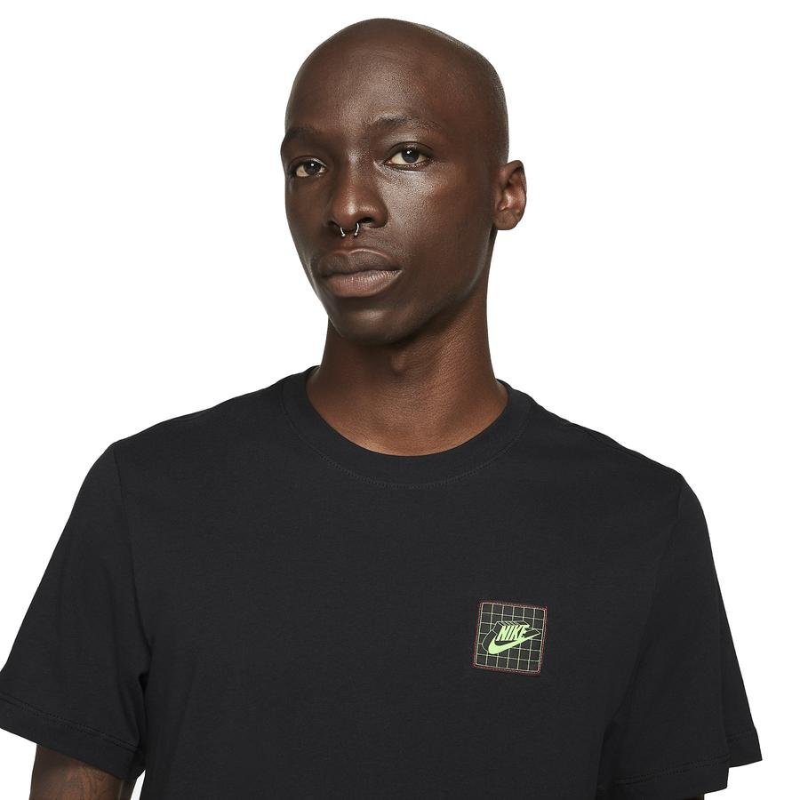  Nike Sportswear Worldwide Icons Short-Sleeve Erkek Tişört