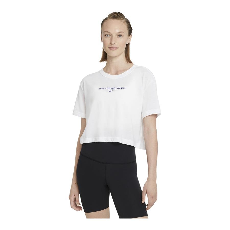  Nike Yoga Cropped Graphic Short-Sleeve Kadın Tişört