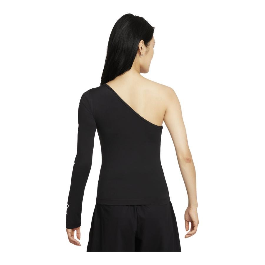  Nike Sportswear Asymmetrical Long-Sleeve Kadın Tişört