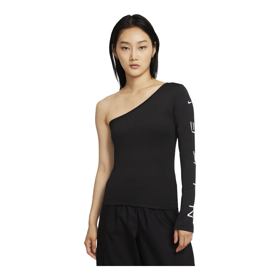 Nike Sportswear Asymmetrical Long-Sleeve Kadın Tişört