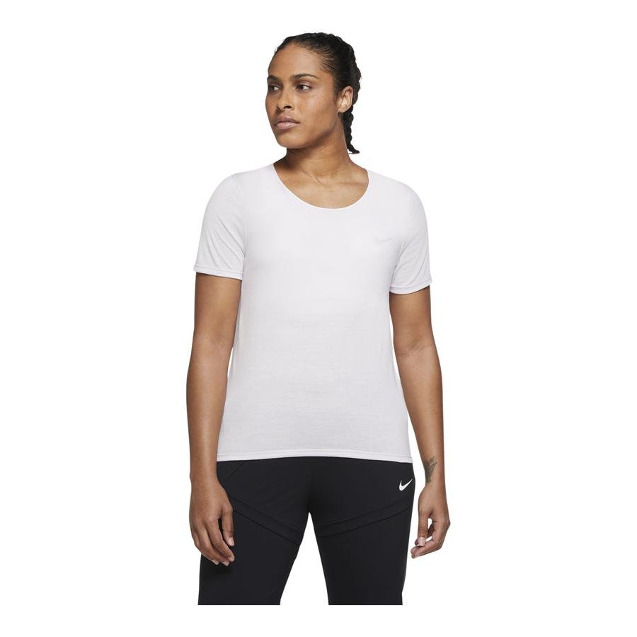  Nike Dri-Fit Run Division Short-Sleeve Kadın Tişört