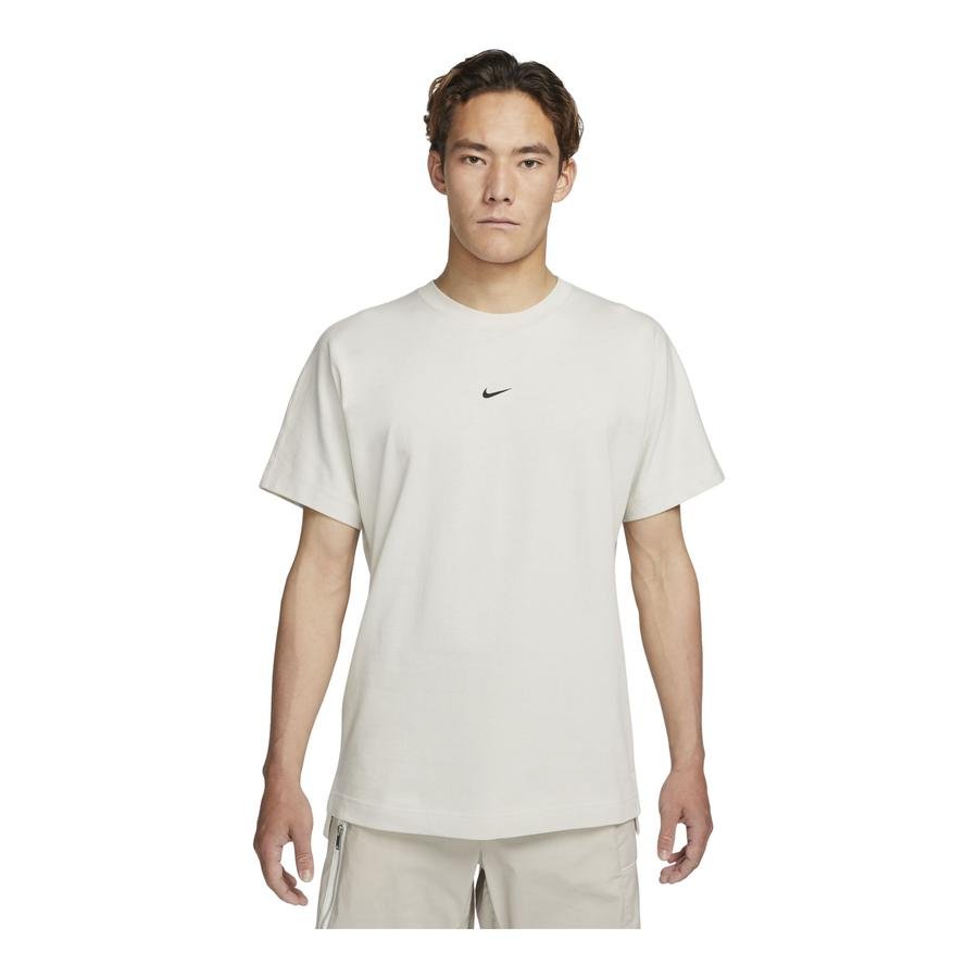  Nike Sportswear Style Essentials Short-Sleeve Erkek Tişört