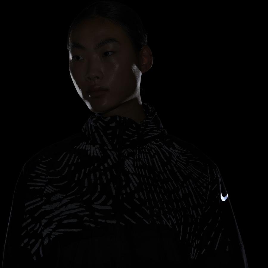  Nike Dri-Fit Run Division Reflective Design Full-Zip Hoodie Kadın Ceket