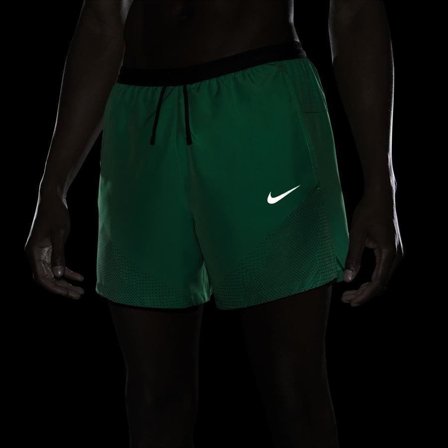  Nike Dri-Fit Run Division Flex Stride 13 cm Slip Lined Running Erkek Şort