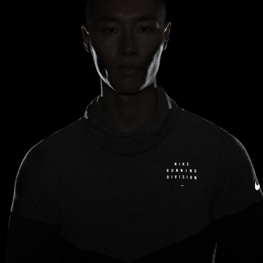  Nike Therma-Fit Run Division Sphere Element Long-Sleeve FW21 Erkek Tişört
