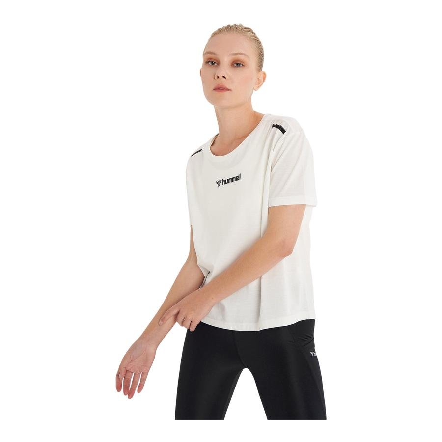  Hummel Serena Regular Fit Short-Sleeve Kadın Tişört