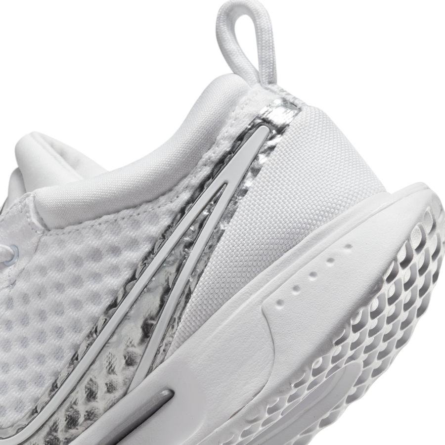  Nike Zoom Court Pro Kadın Tenis Ayakkabısı