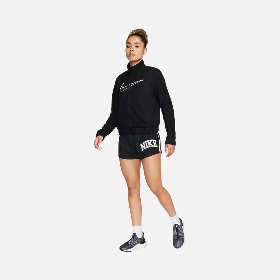  Nike Dri-Fit Swoosh Run Lined Running Kadın Şort