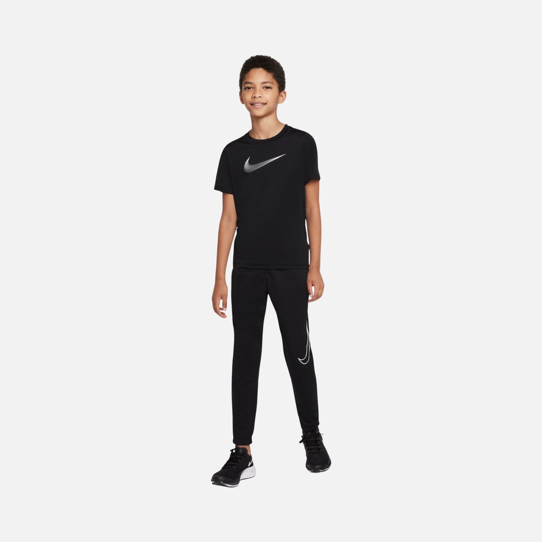  Nike Dri-Fit Training Short-Sleeve (Boys') Çocuk Tişört
