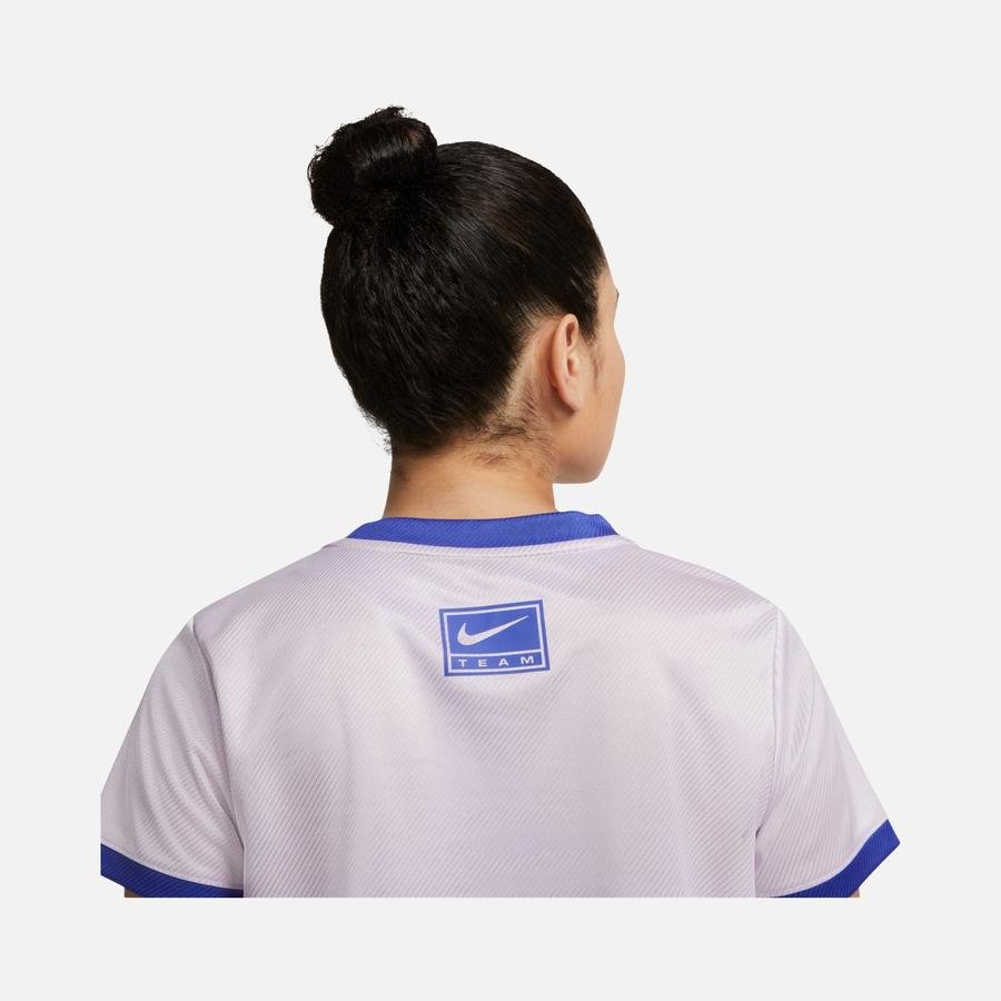  Nike Dri-Fit Swoosh Graphic Running Short-Sleeve Kadın Tişört