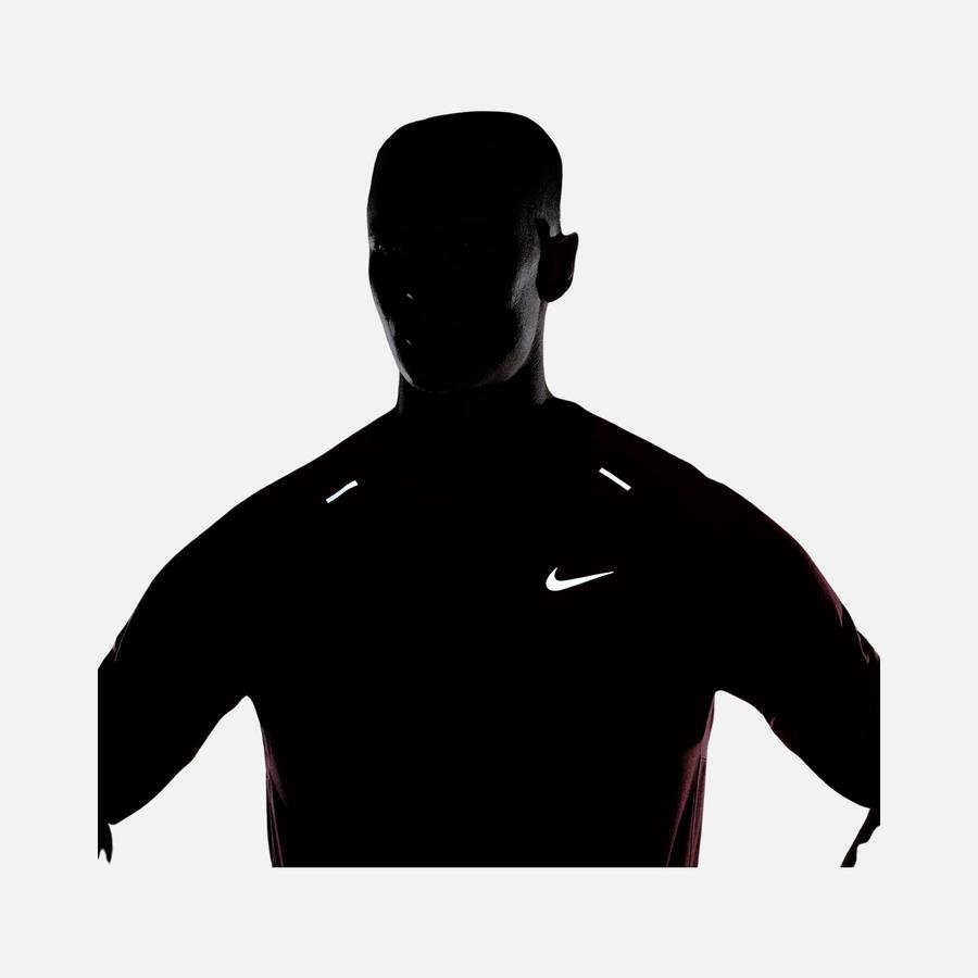  Nike Dri-Fit ADV TechKnit Ultra Running Short-Sleeve Erkek Tişört