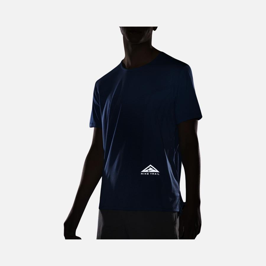  Nike Dri-Fit Rise 365 Trail Running Short-Sleeve Erkek Tişört