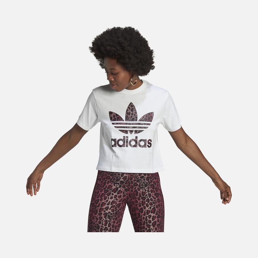  adidas Trefoil Logo Leopard Graphic Cropped Short-Sleeve Kadın Tişört