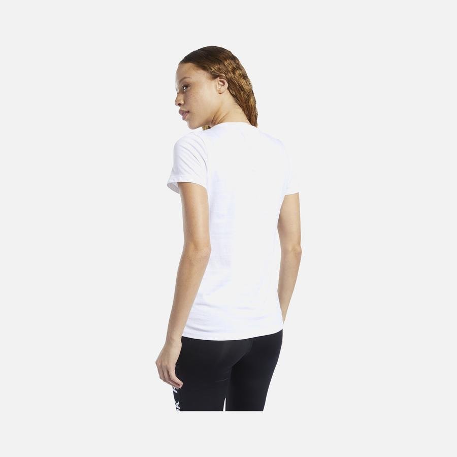  Reebok Training Essentials Graphic Delta Kadın Tişört