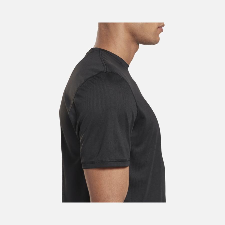  Reebok Essentials Short-Sleeve Erkek Tişört