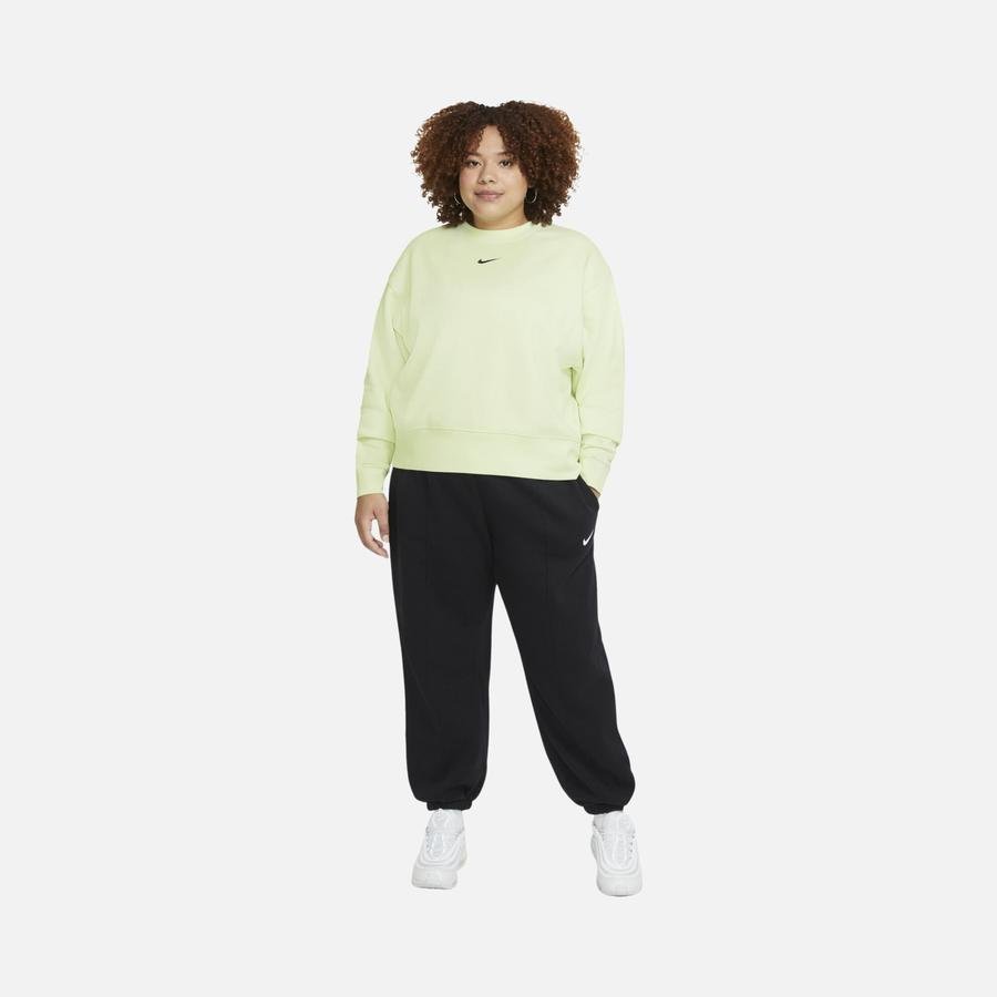  Nike Sportswear Collection Essentials Oversized Kadın Sweatshirt