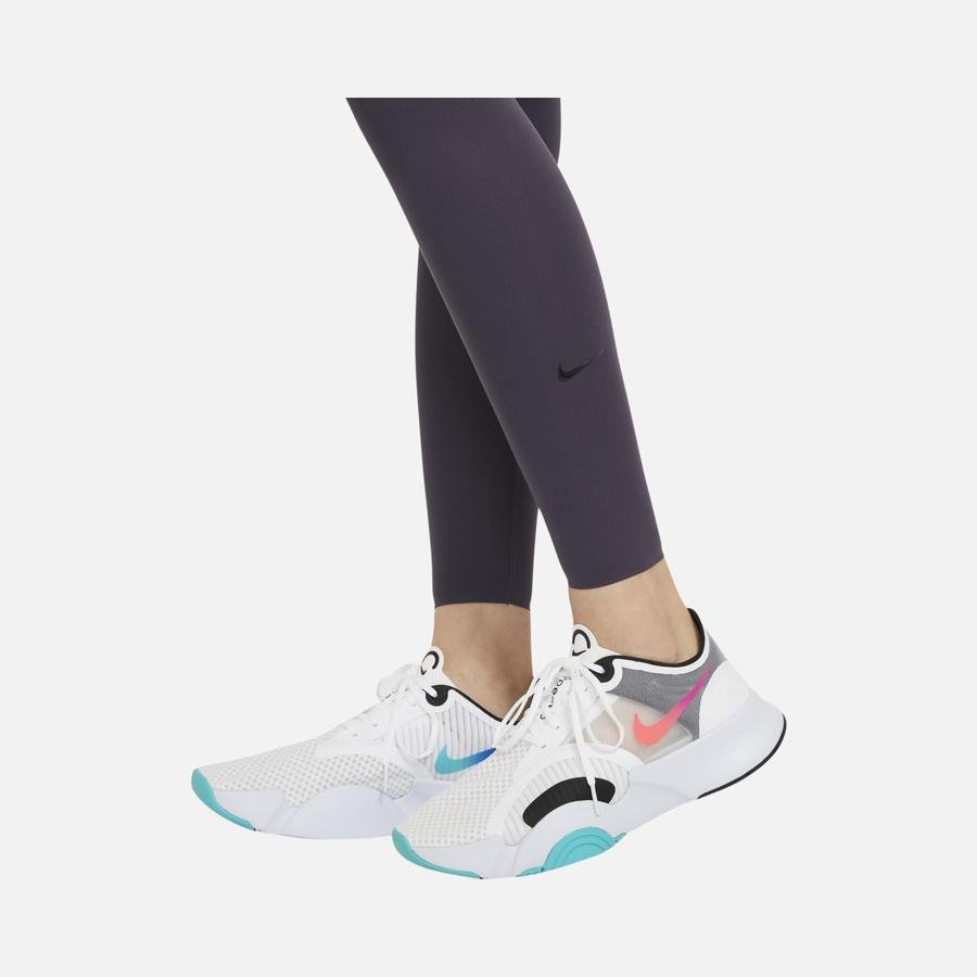  Nike One Luxe Mid-Rise Kadın Tayt