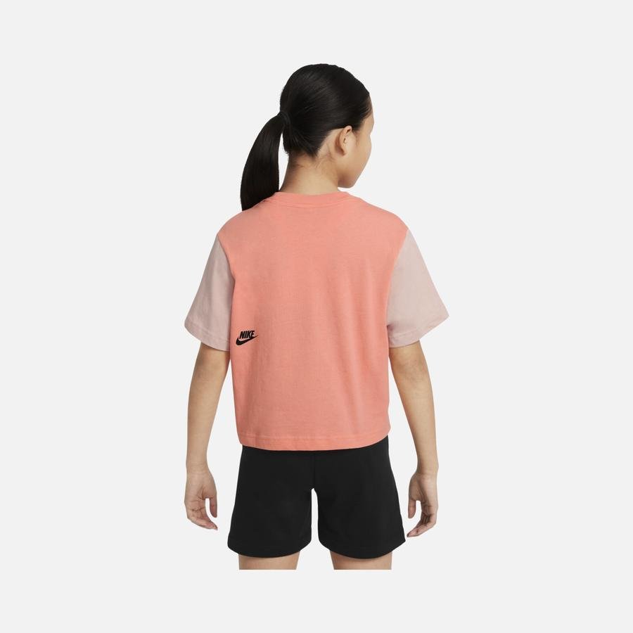  Nike Sportswear Essential Boxy Dance Short-Sleeve (Girls') Çocuk Tişört