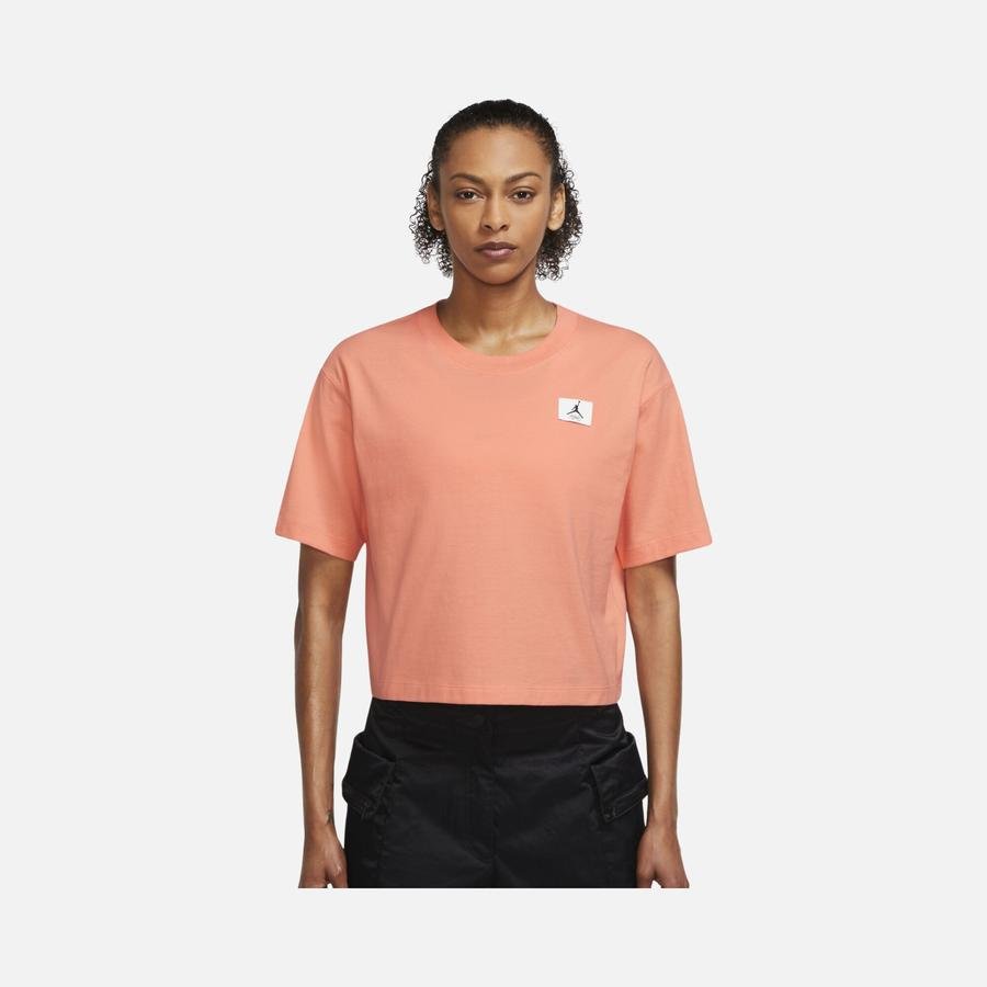  Nike Jordan Essentials Boxy 2 Crop Short-Sleeve Kadın Tişört