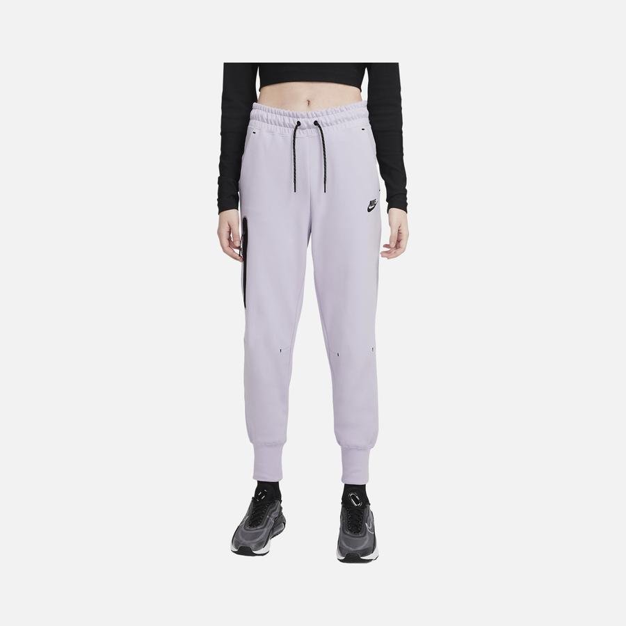  Nike Sportswear Tech Fleece Trousers Kadın Eşofman Altı